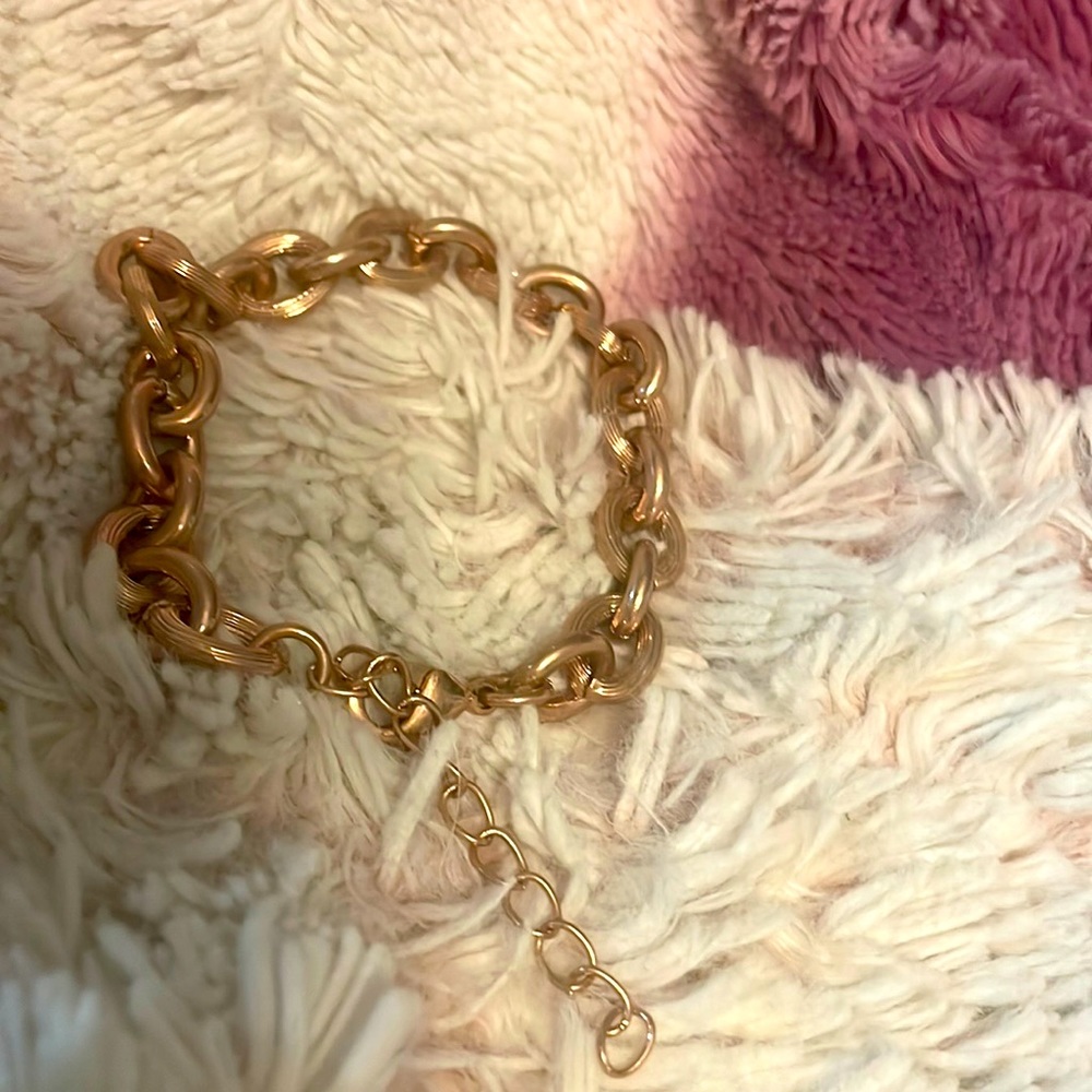 Rose-gold chain link bracelet